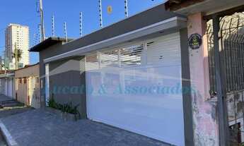 Imagem: Imperdível Casa com piscina à venda em