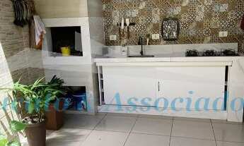 Imagem 6: Sobrado na Guilhermina, 03 dormitórios sendo 01 suíte com sacada. 02 vagas de garagem