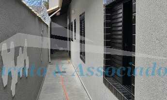 Imagem 3: Imperdível oportunidade em Praia Grande-SP: Casa à venda no bairro Caiçara com 2 quartos