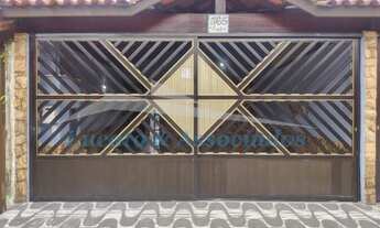 Imagem 2: Imperdível Casa à Venda em Praia Grande-SP, Bairro Real: 2 Quartos, 1 Suíte, 1 Sala, 2 Ban