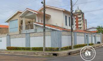 Imagem 2: CASA À VENDA COM EXCELENTE LOCALIZAÇÃO NO JARDIM MARCO ZERO