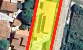 Imagem: Casa grande de esquina à venda