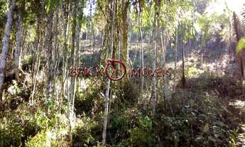 Imagem: Terreno com 1.631 m² em condomínio no