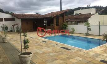 Imagem: Casa com 4 quartos sendo 1 suíte na Tijuca