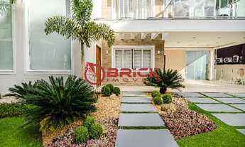 Imagem 2: Casa em condomínio com 4 quartos sendo 3 suítes no Panorama - Teresópolis/RJ