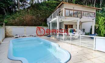 Imagem 4: Casa em condomínio com 4 quartos sendo 3 suítes no Panorama - Teresópolis/RJ