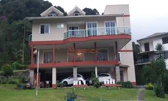 Imagem 2: Casa triplex com 9 quartos sendo 4 suítes no Comary - Teresópolis/RJ