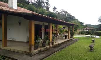 Imagem 2: Casa em condomínio com 5 suítes no Cruzeiro - Teresópolis/RJ