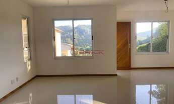 Imagem 6: Casa com 4 quartos sendo 1 suíte em condomínio em Vargem Grande - Teresópolis/RJ