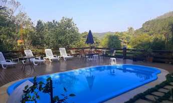 Imagem: Casa com 5 quartos sendo 3 suíte, 390 m²