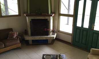 Imagem 5: Casa com 6 quartos sendo 2 suítes em condomínio em Albuquerque - Teresópolis/RJ