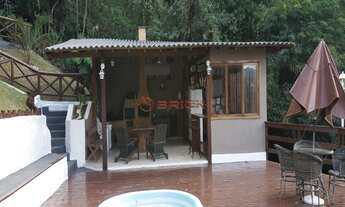 Imagem 4: Casa com 5 quartos sendo 3 suítes em condomínio em Quebra Frascos - Teresópolis/RJ