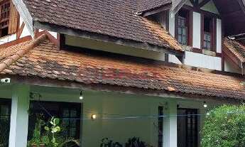 Imagem: Casa com 5 suítes em Albuquerque - Teresópolis/RJ