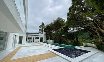 Imagem 7: Casa com 4 suítes em condomínio no Comary - Teresópolis/RJ