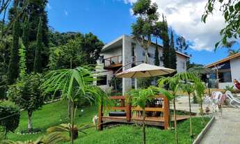 Imagem 3: Casa de alto padrão com 4 quartos sendo 2 suítes no Golfe - Teresópolis/RJ