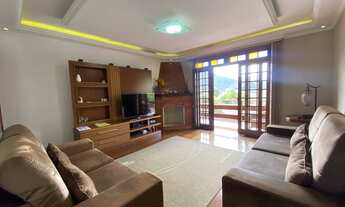 Imagem: Casa com 3 quartos, 218m² na Granja Guarani