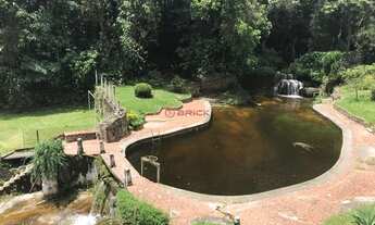 Imagem: Casa com 7 quartos, 457 m² na Cascata do