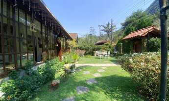 Imagem 3: Casa linear com 3 quartos em condomínio no Comary - Teresópolis/RJ