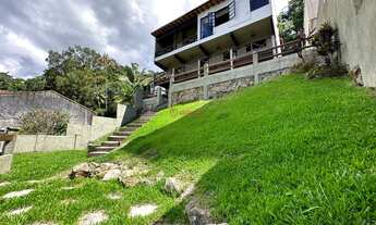 Imagem 2: Casa independente com 3 quartos sendo 1 suíte no Parque do Ingá - Teresópolis/RJ