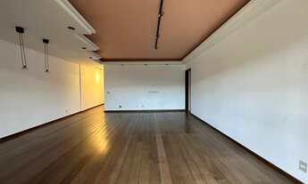 Imagem: Apartamento com 180 m² com 3 quartos sendo