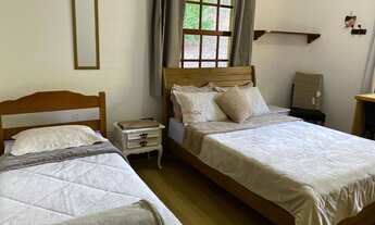 Imagem 7: Casa independente com 9 quartos sendo 5 suítes no Parque do Imbuí - Teresópolis/RJ