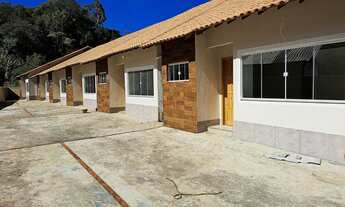 Imagem: Casa com 2 quartos sendo 1 suíte em condomínio