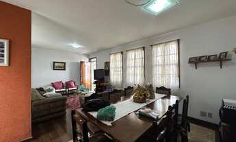 Imagem 2: Casa com 3 quartos sendo 1 suíte em condomínio no Alto - Teresópolis/RJ