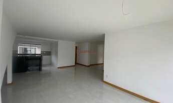 Imagem 2: Casa com 3 quartos sendo 2 suítes em condomínio no Caxangá - Teresópolis/RJ