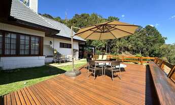 Imagem 6: Casa com 4 quartos sendo 2 suítes em condomínio no Parque do Imbuí - Teresópolis/RJ