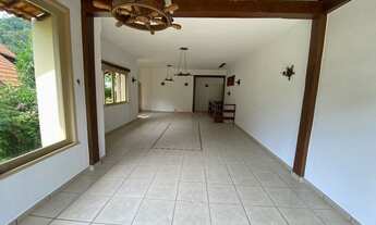 Imagem 7: Casa linear com 4 quartos sendo 2 suítes + um apartamento com 2 quartos sem condomínio no