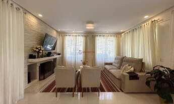 Imagem 2: Casa com 4 suítes em condomínio na Cascata do Imbuí - Teresópolis/RJ