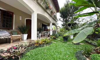 Imagem 2: Casa independente com 4 quartos sendo 2 suítes no Vale do Paraíso - Teresópolis/RJ