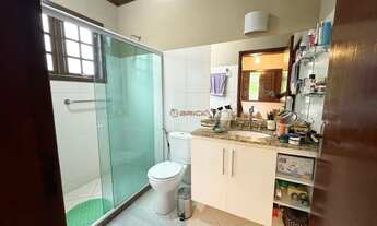 Imagem 7: Casa com 4 quartos sendo 1 suíte em condomínio em Albuquerque - Teresópolis/RJ