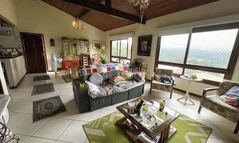 Imagem 3: Casa com 4 quartos sendo 1 suíte em condomínio em Albuquerque - Teresópolis/RJ