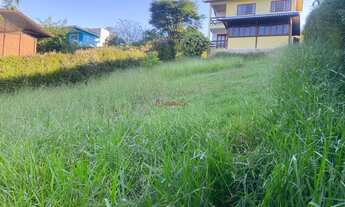 Imagem: Terreno com pequeno declive, 320 m² em