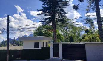 Imagem: Terreno plano com 250 m² em condomínio