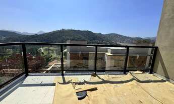 Imagem 3: Casa com 3 suítes em condomínio no Golfe - Teresópolis/RJ