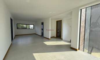 Imagem 6: Casa com 5 quartos sendo 2 suítes, 262 m² na Tijuca - Teresópolis/RJ