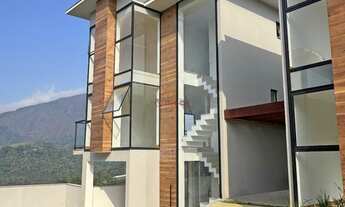 Imagem 3: Casa com 5 quartos sendo 2 suítes, 262 m² na Tijuca - Teresópolis/RJ