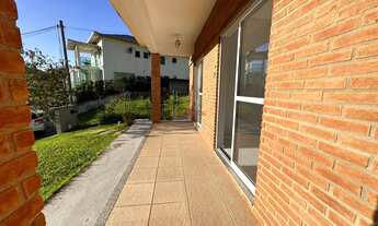 Imagem 3: Casa com 4 quartos sendo 2 suítes, 232 m² na Tijuca - Teresópolis/RJ