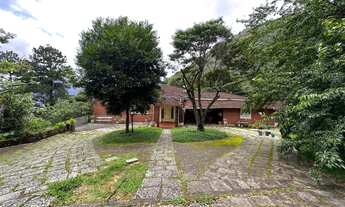 Imagem: Casa com 5 quartos sendo 3 suítes na Cascata