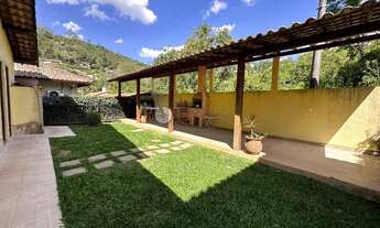 Imagem 6: Casa com 4 quartos sendo 1 suíte em condomínio na Cascata do Imbuí - Teresópolis/RJ