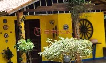 Imagem: Sítio à venda com 8 quartos sendo 3 suítes