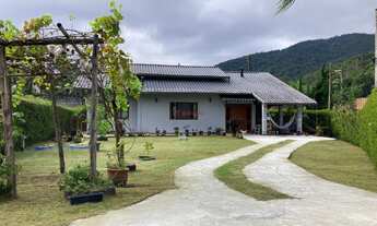 Imagem: Casa à venda com 3 quartos sendo 1 suíte