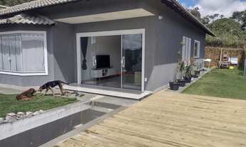 Imagem: Casa com 3 quartos sendo 1 suíte em condomínio