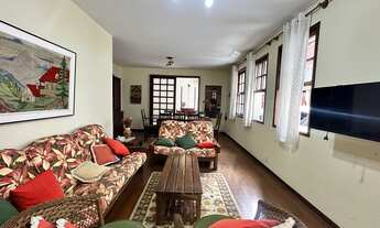 Imagem: Casa com 3 quartos sendo 1 suíte dependência