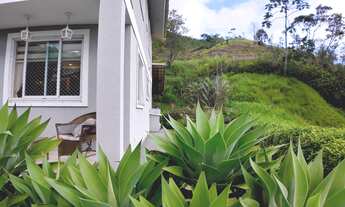 Imagem 2: Casa para venda com 3 suítes, 250 m² na Tijuca - Teresópolis/RJ