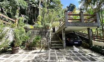 Imagem 5: Casa à venda com 5 quartos sendo 1 suíte, 835 m² de terreno em condomínio no Comary - Tere