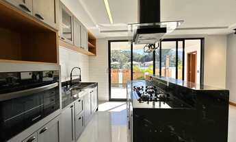 Imagem 5: Casa para venda com 4 quartos sendo 1 suíte, 165.79 m² na Posse - Teresópolis/RJ