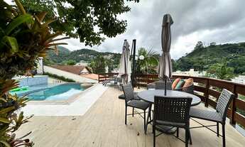 Imagem 3: Casa para venda com 4 suítes, 350 m² em Agriões - Teresópolis/RJ